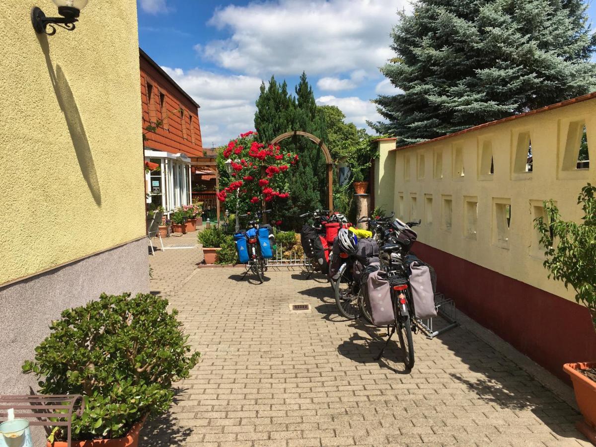 Pension Luisenhof Tangermünde Dış mekan fotoğraf